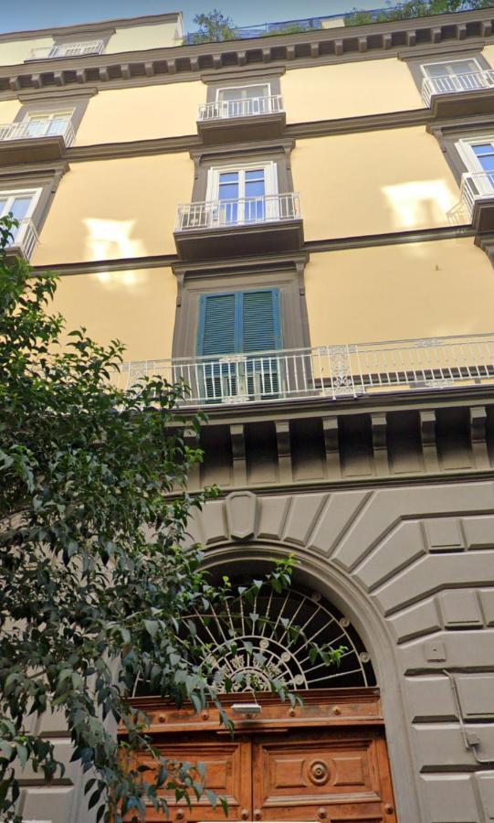 Отель La Terrazza Delle Fate Неаполь Экстерьер фото